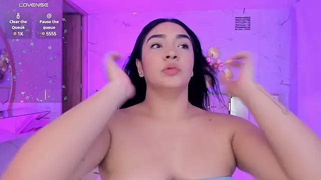 stefany duque1  online show from March 8, 2:55 am