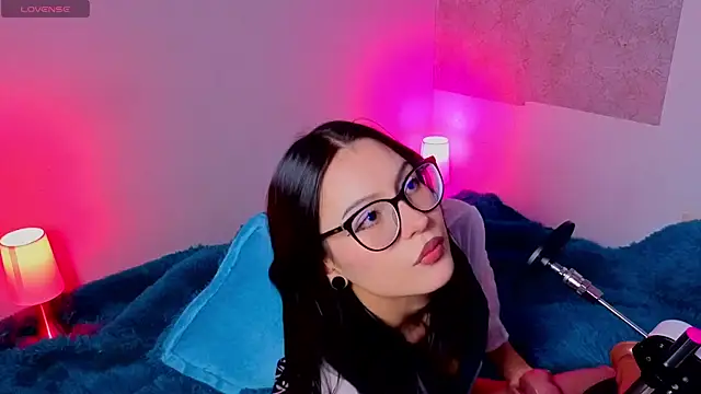 Abbydreams  online show from September 20, 9:05 pm