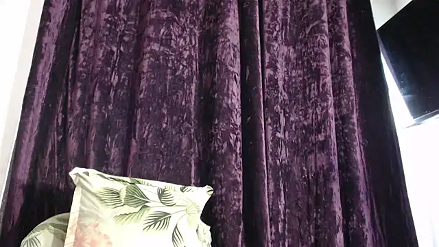 Snapshot of Ebonyxprincess_ chatting on January 29, 10:32 pm Ebonyxprincess online show from January 29, 10:32 pm