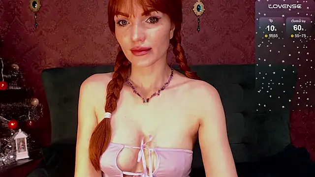 Snapshot of Poison_Eva chatting on December 18, 2:28 am Poison Eva online show from December 18, 2:28 am