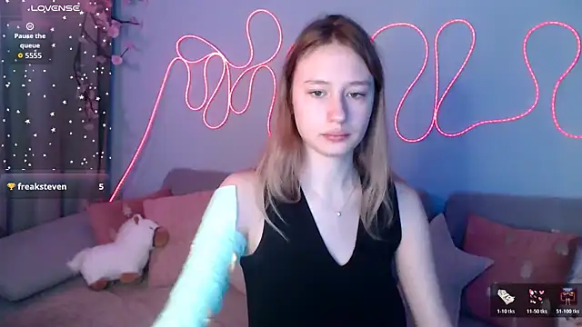 Haley Vixen online show from December 22, 9:06 am