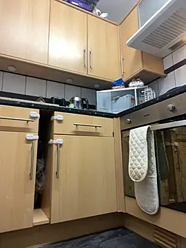 scottttyysc online show from January 4, 4:43 pm