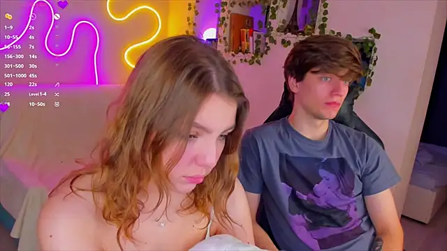 RobertAndLinela online show from January 7, 7:59 pm