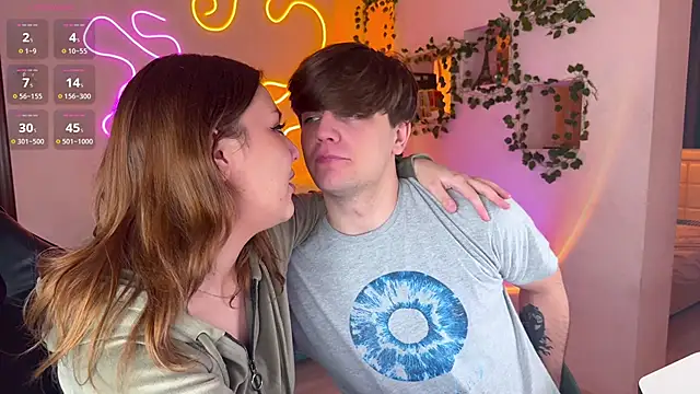 RobertAndLinela online show from October 4, 7:50 am