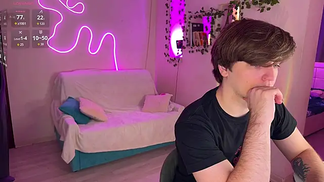 RobertAndLinela online show from November 22, 3:44 pm