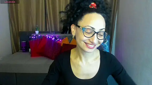 Arianasweety23 online show from January 3, 6:33 am