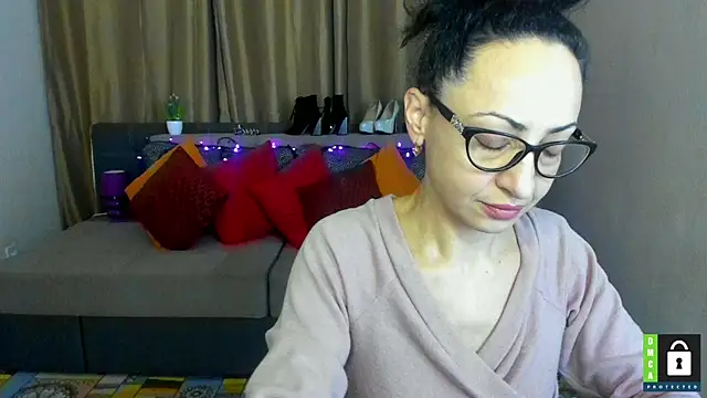 Arianasweety23 online show from January 6, 6:25 am
