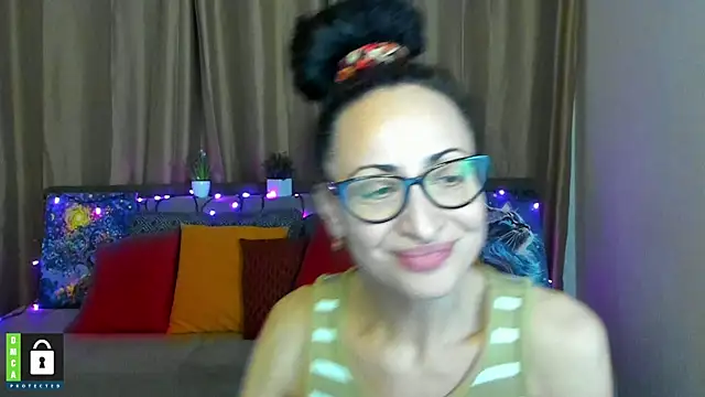 Arianasweety23 online show from January 19, 3:32 pm