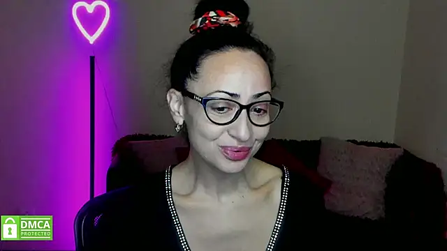 Arianasweety23 online show from February 10, 6:31 am