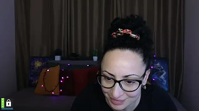Arianasweety23 online show from March 4, 9:32 pm