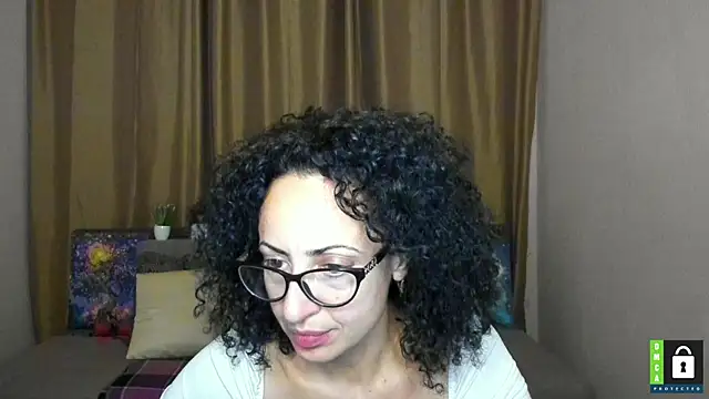 Snapshot of Arianasweety23 chatting on November 13, 6:29 pm Arianasweety23 online show from November 13, 6:29 pm