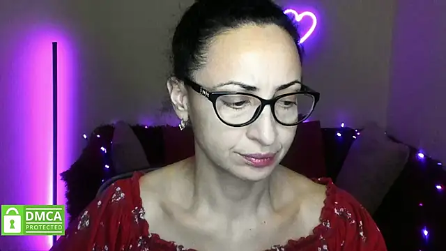 Snapshot of Arianasweety23 chatting on December 14, 6:23 pm Arianasweety23 online show from December 14, 6:23 pm