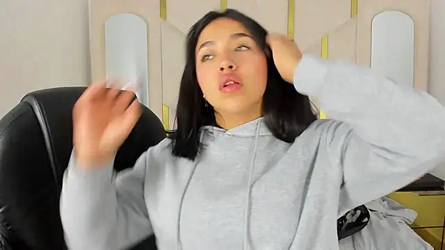 IsabellRodriguez18 online show from October 1, 3:12 am