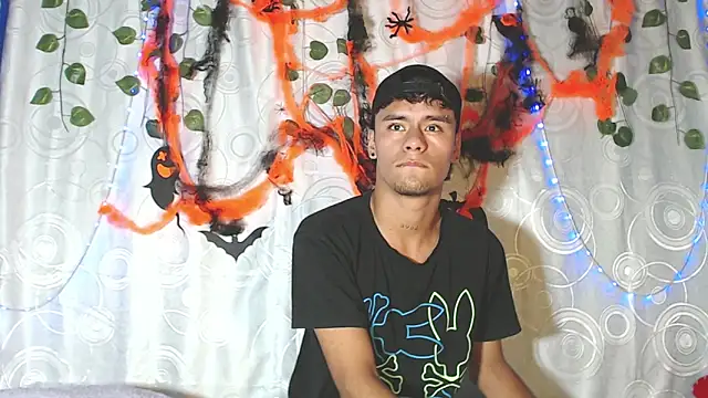 Andres 7676 online show from October 12, 9:47 pm