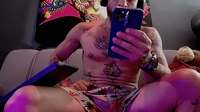 callme douglas online show from October 14, 9:15 pm