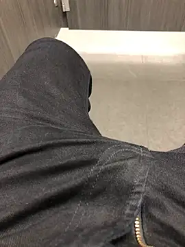 22TT2295 online show from January 5, 8:43 am