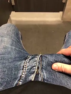 22TT2295 online show from January 11, 10:29 am