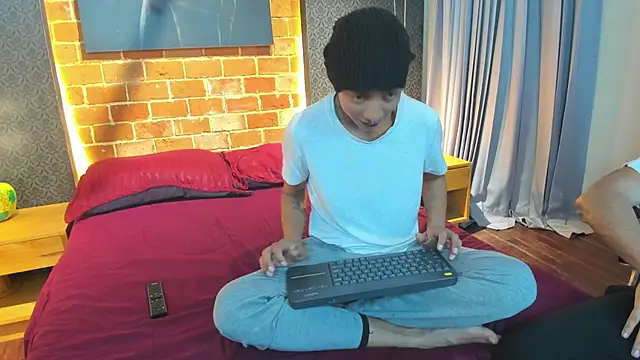 AntonAndSofii online show from January 20, 3:15 am