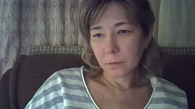 EllaJohnsonX online show from January 12, 8:14 pm