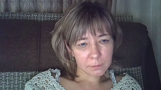 EllaJohnsonX online show from January 18, 6:43 pm