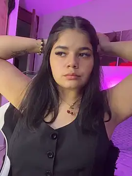 pretty angela1 online show from September 26, 9:08 pm