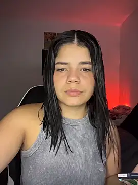 Snapshot of pretty_angela1 chatting on February 23, 3:26 am pretty angela1 online show from February 23, 3:26 am