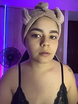 pretty angela1 online show from July 3, 5:14 am