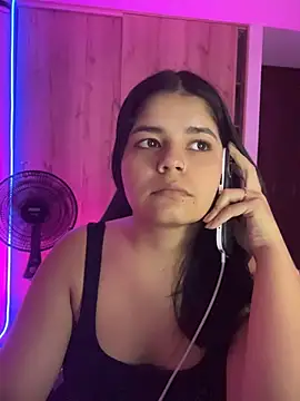 pretty angela1 online show from July 4, 3:24 am