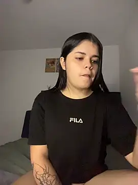 pretty angela1 online show from July 8, 3:33 am