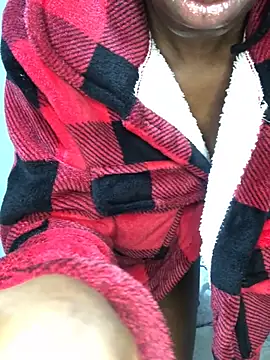 xxSexyTalia28 online show from May 20, 9:48 am