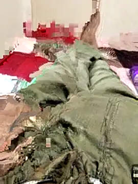 Snapshot of iamharryy chatting on November 27, 11:01 am iamharryy online show from November 27, 11:01 am