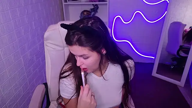 StellaFrost online show from November 9, 4:05 pm