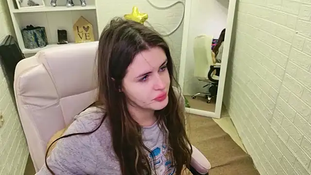 StellaFrost online show from December 15, 10:19 am