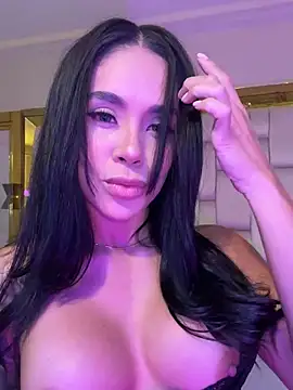 Snapshot of Karol_Towers chatting on February 9, 6:47 pm Karol Towers online show from February 9, 6:47 pm