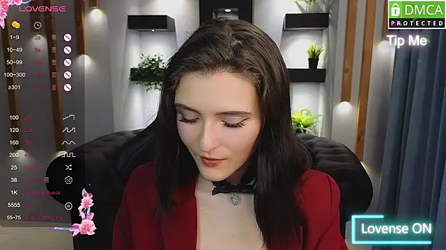 niki cutes online show from February 8, 8:09 am