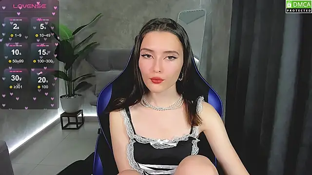 niki cutes online show from September 12, 8:14 am