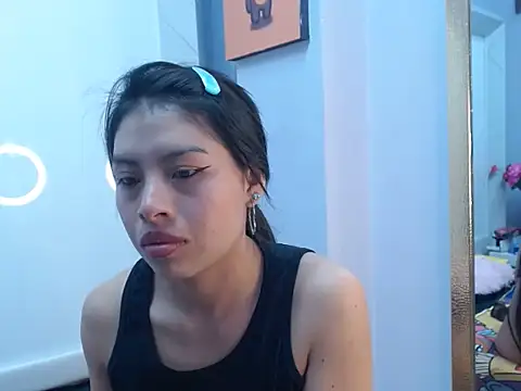 Chloe Martini online show from January 15, 3:00 am