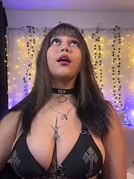 kath kitty online show from June 12, 1:37 am