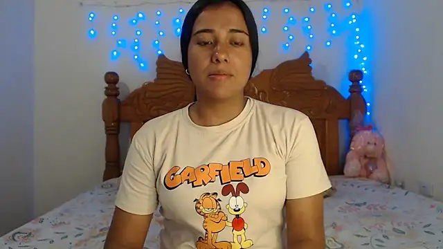 Coral0403 online show from February 5, 7:10 pm