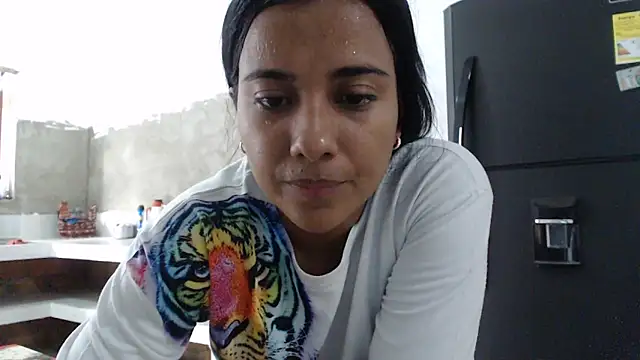 Coral0403 online show from March 9, 9:57 pm