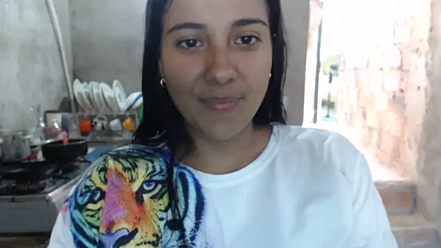 Coral0403 online show from March 17, 7:48 pm