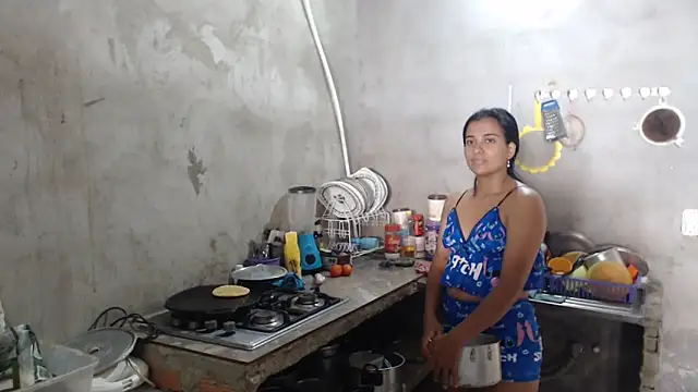 Coral0403 online show from November 30, 4:11 pm