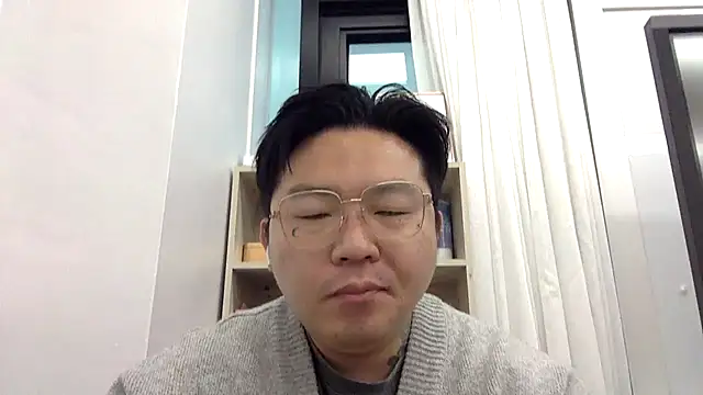 Snapshot of fxckwituno chatting on February 19, 4:12 am fxckwituno online show from February 19, 4:12 am