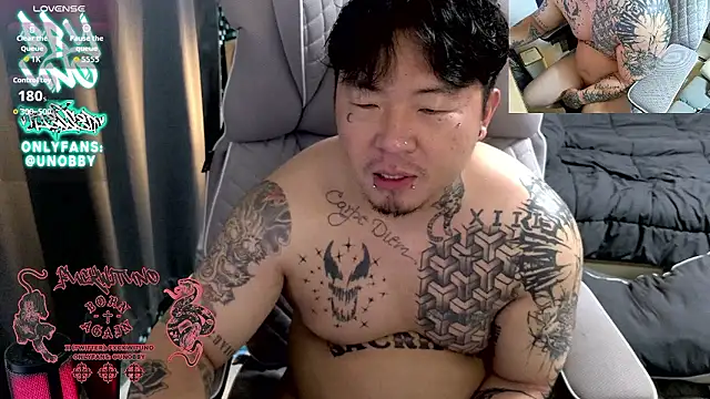 Snapshot of fxckwituno chatting on September 10, 2:28 pm fxckwituno online show from September 10, 2:28 pm