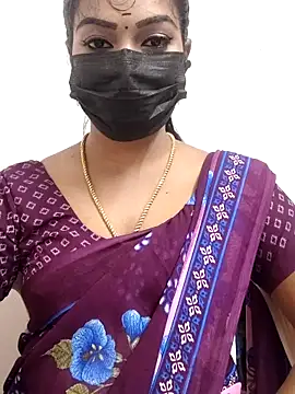 Snapshot of meena_27 chatting on October 29, 6:37 am meena 27 online show from October 29, 6:37 am