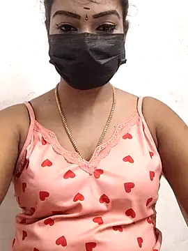 Snapshot of meena_27 chatting on October 30, 7:03 pm meena 27 online show from October 30, 7:03 pm