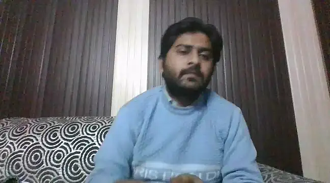 indihotguy online show from January 14, 5:45 pm