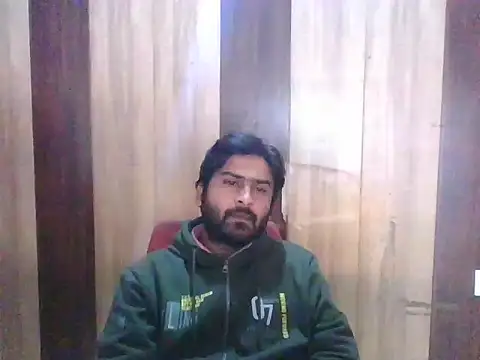 indihotguy online show from January 18, 10:28 am
