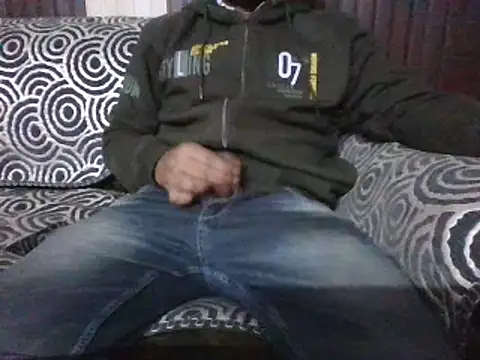 indihotguy online show from February 4, 1:38 pm