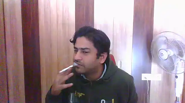 indihotguy online show from February 11, 6:40 am